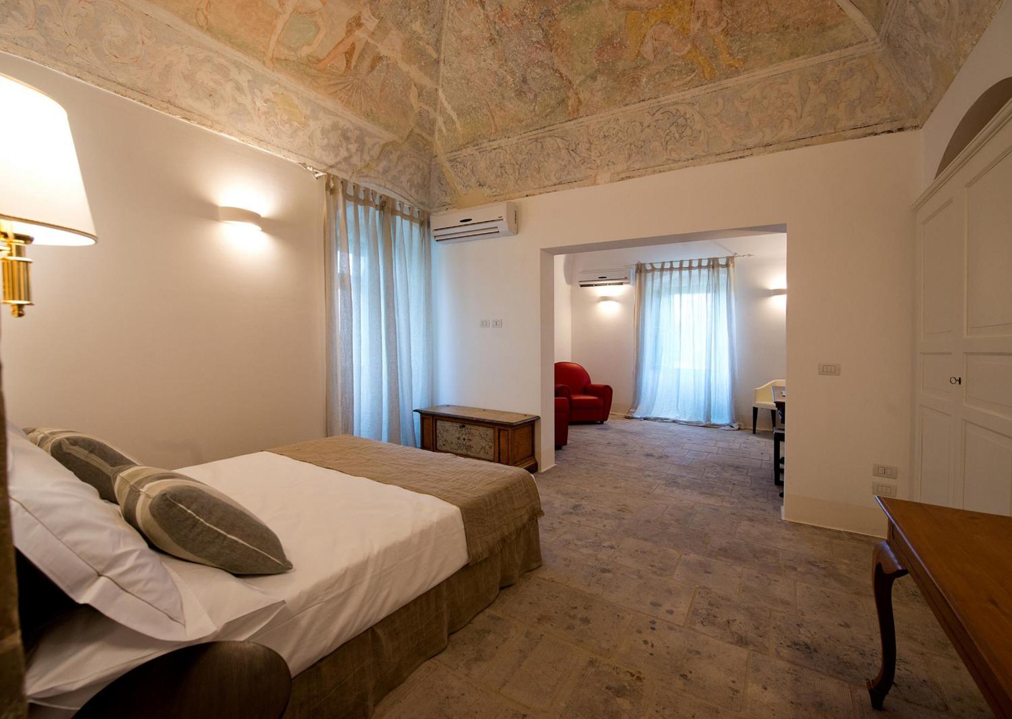 Palazzo Ducale Venturi - Luxury Hotel & Wellness Minervino di Lecce Exterior photo