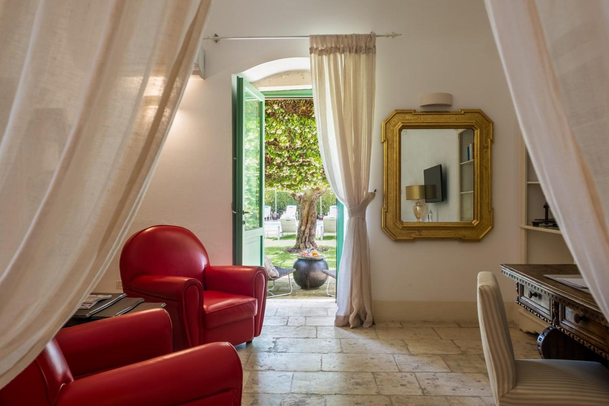 Palazzo Ducale Venturi - Luxury Hotel & Wellness Minervino di Lecce Exterior photo